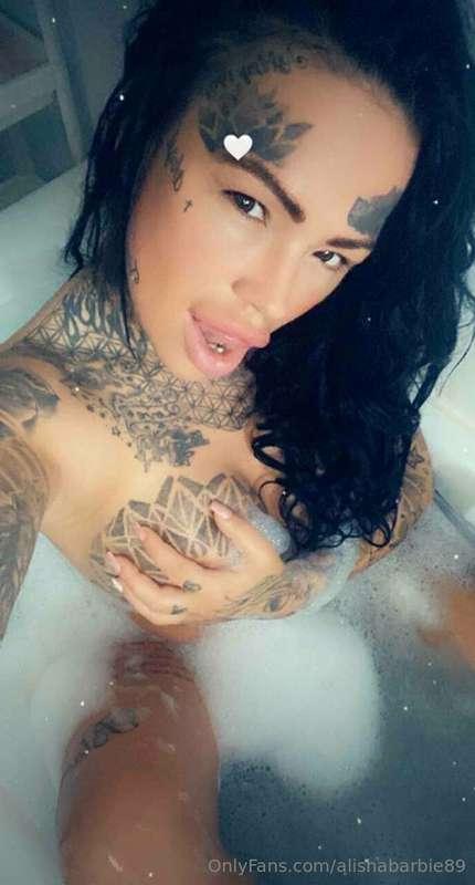 Cum take a bath with me 👀💦