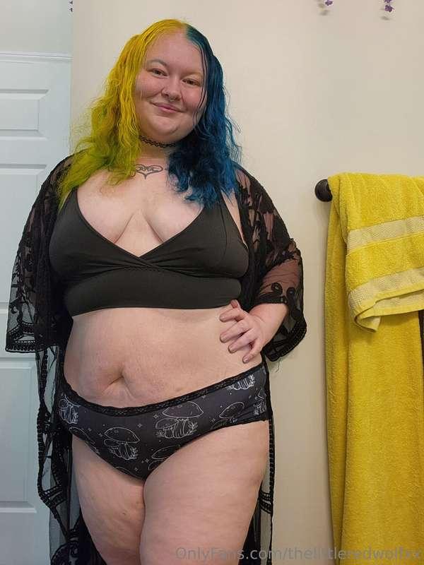 thelittleredwolfxx image #0