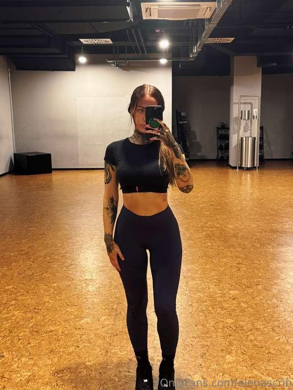 endlich mal wieder im gym gewesen ❤️‍🔥