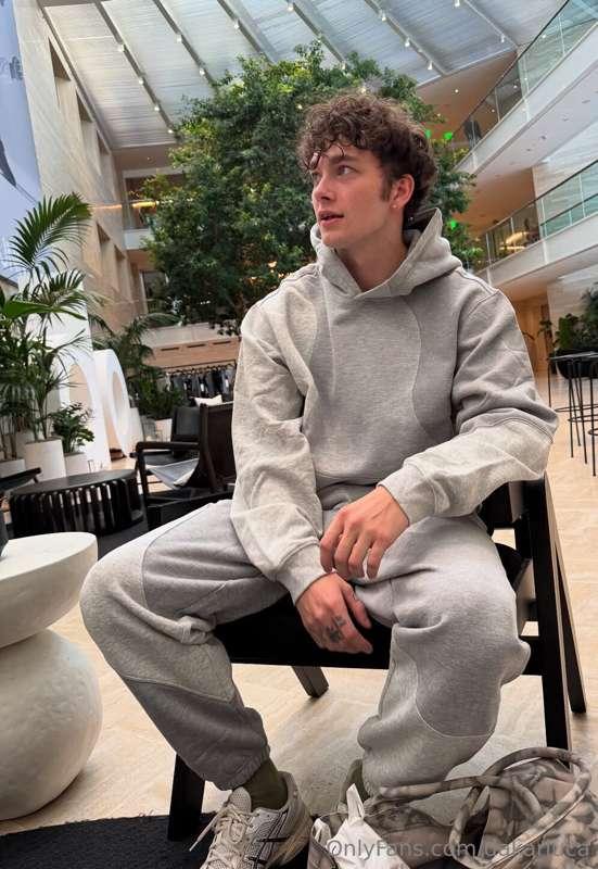 airport fit!