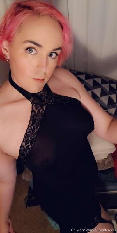 Oooo Hello Fans! Wanna see a short video (0:50sec.) of me pl..