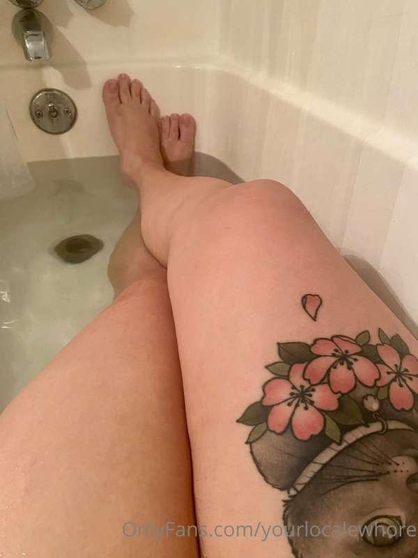 So you like it when I flash my open pussy for you? 🌊