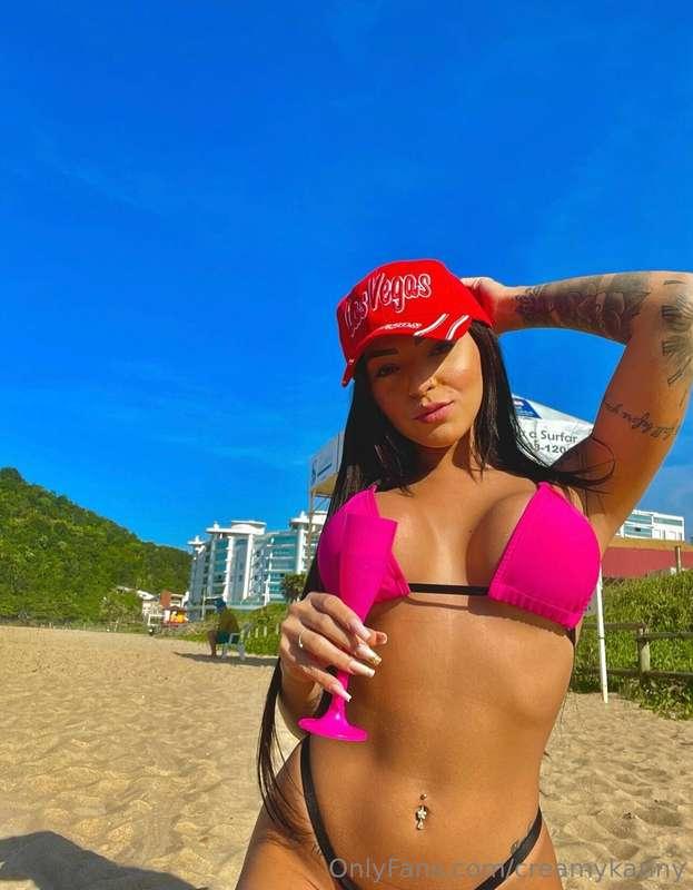 sex on the beach? 🏖️