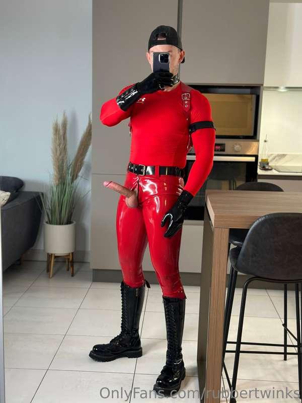 rubbertwinks image #1