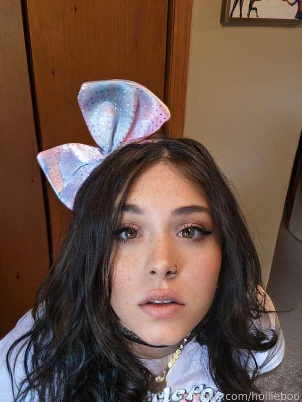 hollieboo image #4