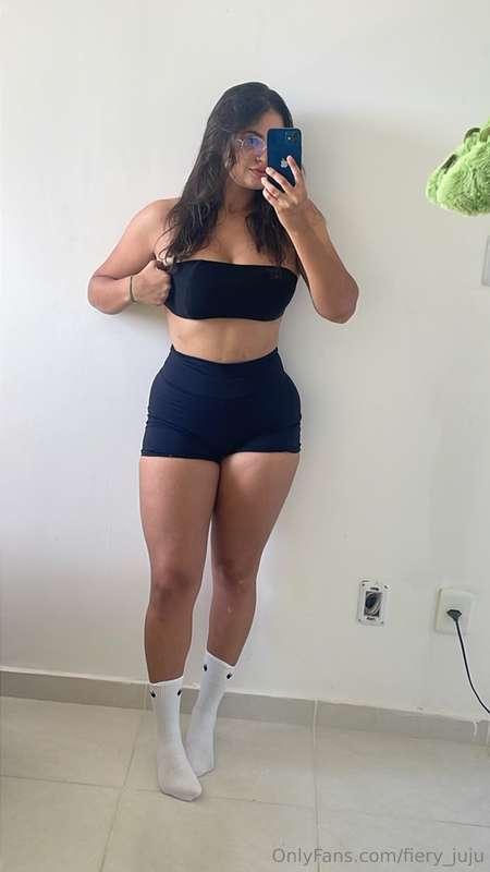 Can you handle these hips? 😈