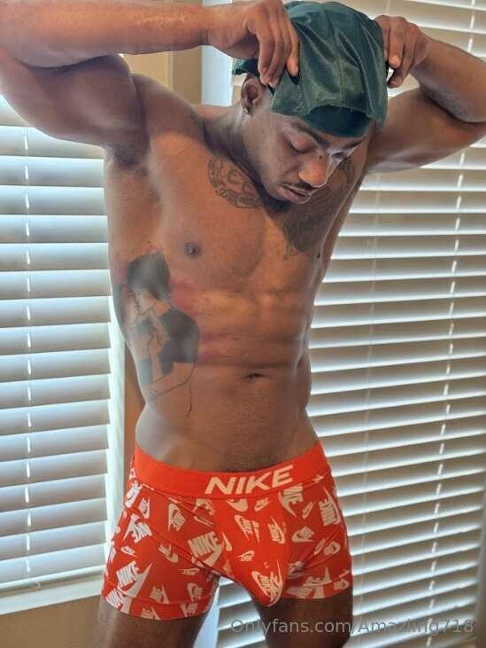 are you attracted to big cocks? 😈