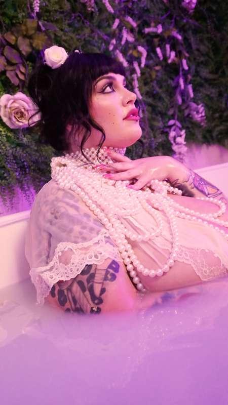 marilynmilkedme image #19