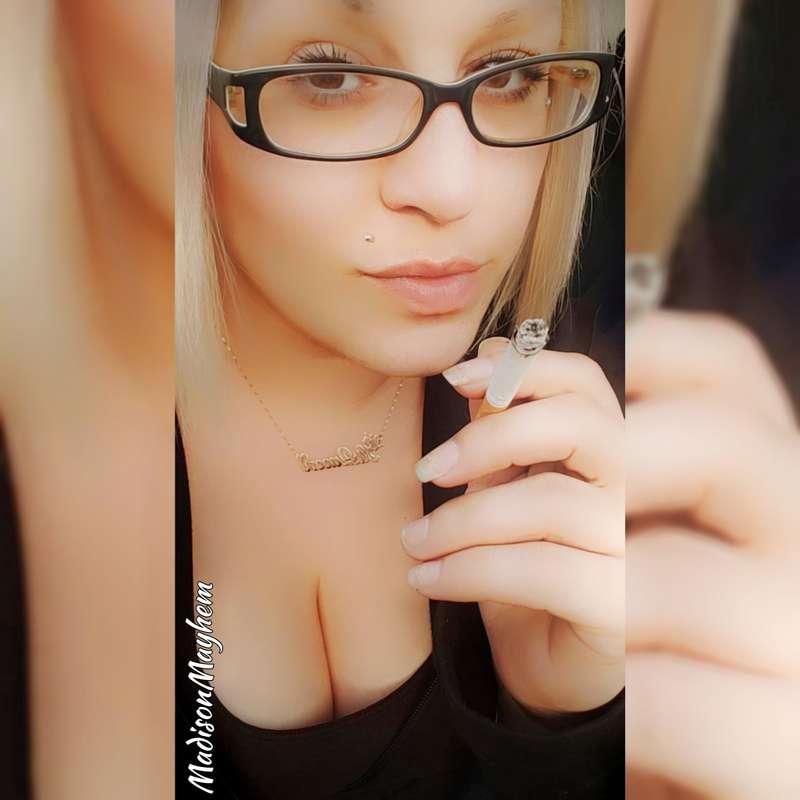 What would it take to make you Moan this Monday? 🚬🎀🖤🎀🚬