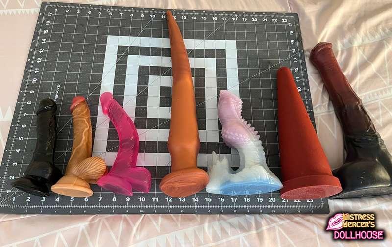 Getting ready to attempt a dildo gauntlet for a new video 🥵 ..