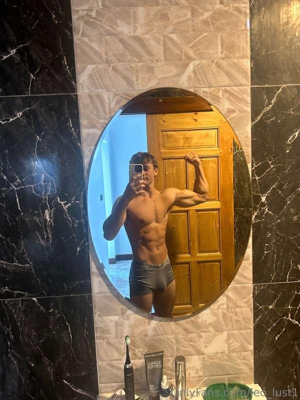 Why don’t we start off the week with some fun? Message me an..