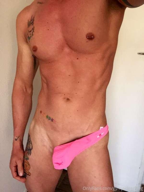 Happy Valentine day 💝💘💖💞who else is wearing pink today