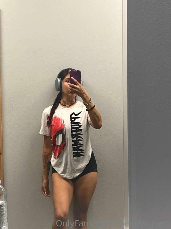 🖤🕷️