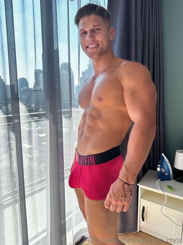 A little tease never hurt anyone… come see the rest 😘😉