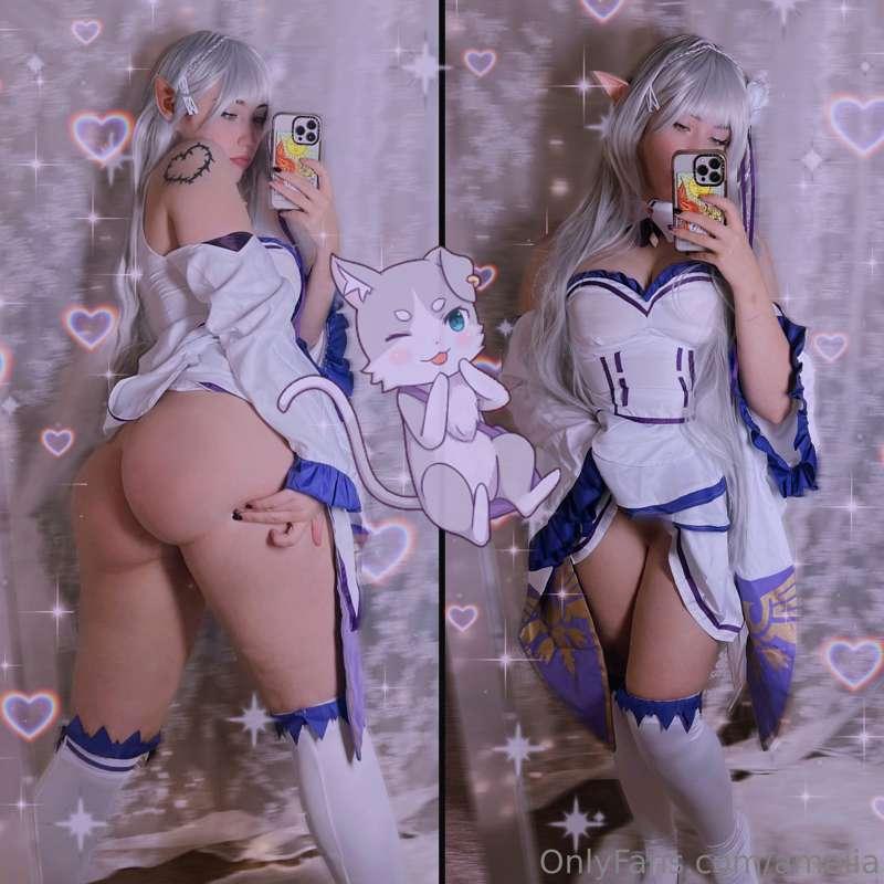 nude emilia ?🫡