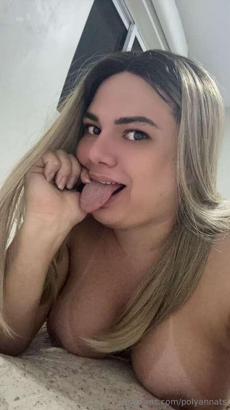 Do you want to be my boyfriend!! 🎉💐 Come to my DM I have a p..