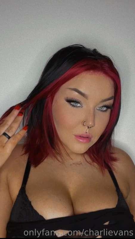 💋