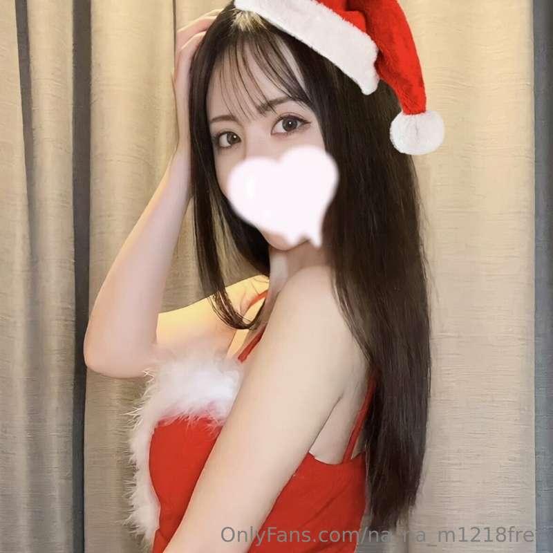 Tomorrow is Christmas Eve🎄❤️How is everyone doing?

I'm kind..