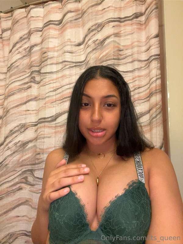 Like if you’d take my bra off 🤍