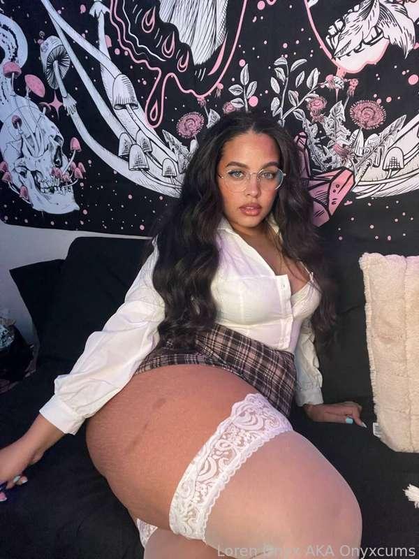let’s pretend im a seeker and you’re a snitch…
i’ll catch you with my mouth 🤤

✎ #nerdy #ebony #cute #pokemon #exotic #bigass #gamer #reader #brunette #fyp
 