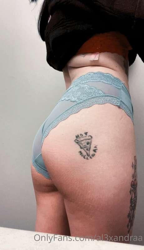 hello ass loving friends