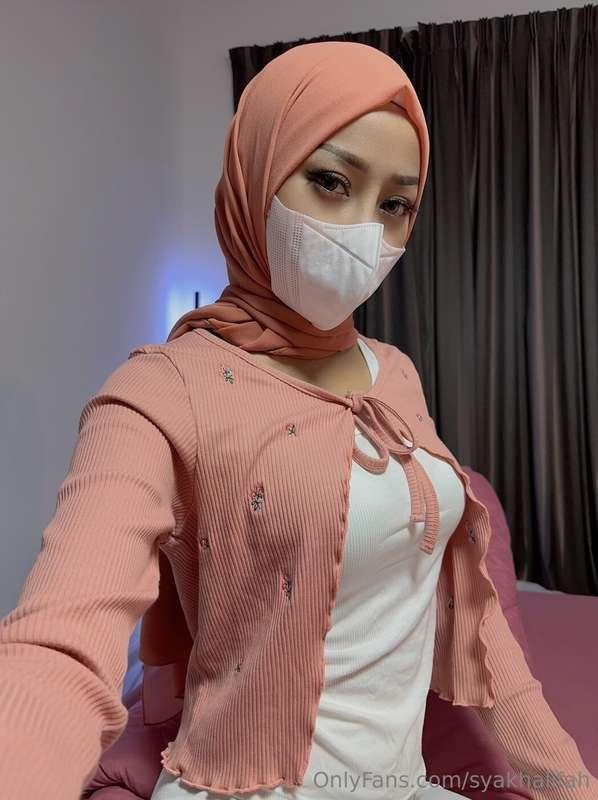 wanna watch me open up for you? 🌸