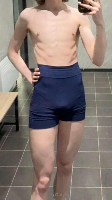 femboyuk1 image #0