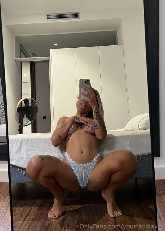 Please, eat my clit🥵💦
