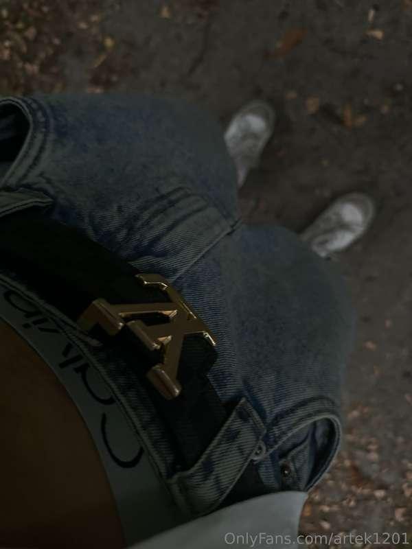 od pasa, od mojego pasa, będziesz miała ślady na swoich pośl..