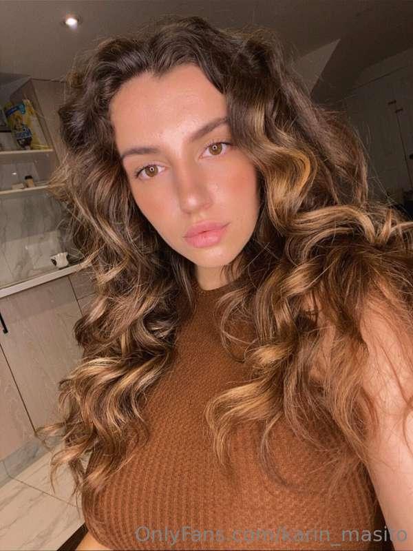 Do you want me to send you selfies every morning?🤤😉