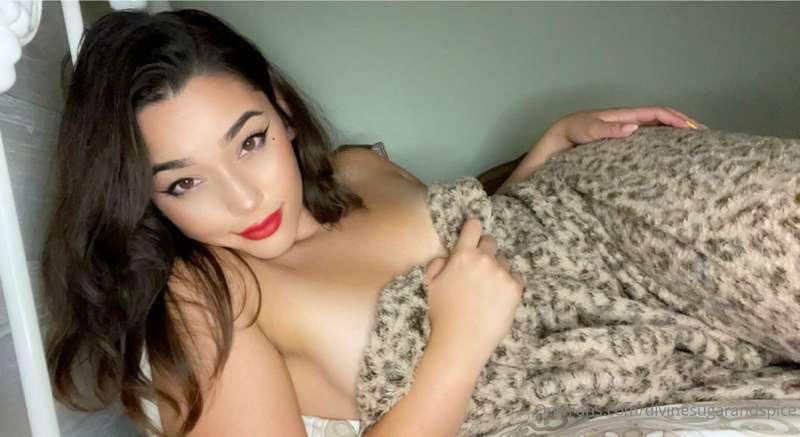 Coming to bed babe? 💋