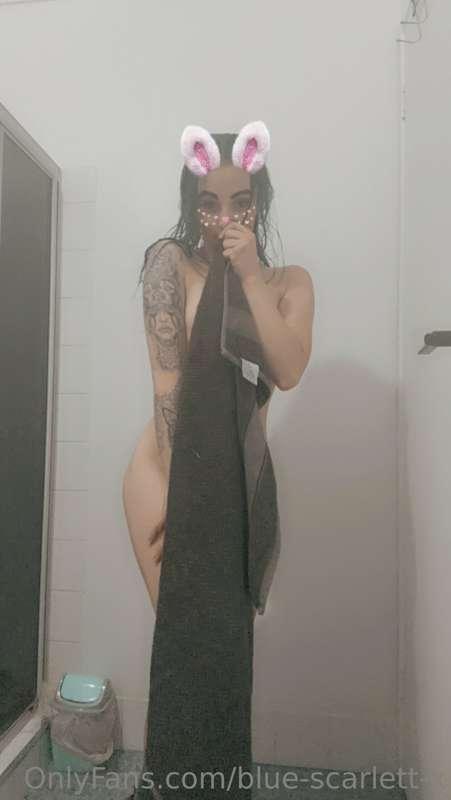 shower time!!! 💦💦💦