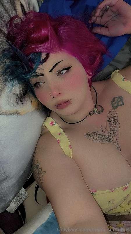 Craving your juicy cock papi, ugh I just want something deep..