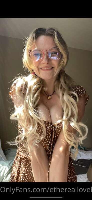 Daddy!! I dribbled just looking at that cock!