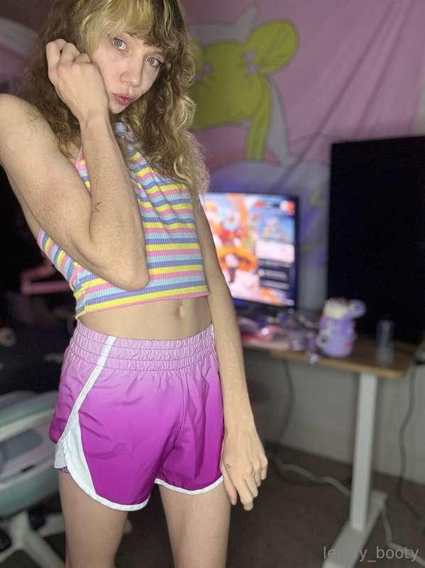 Do you wanna hear what's on my mind right now? DM me 😏
