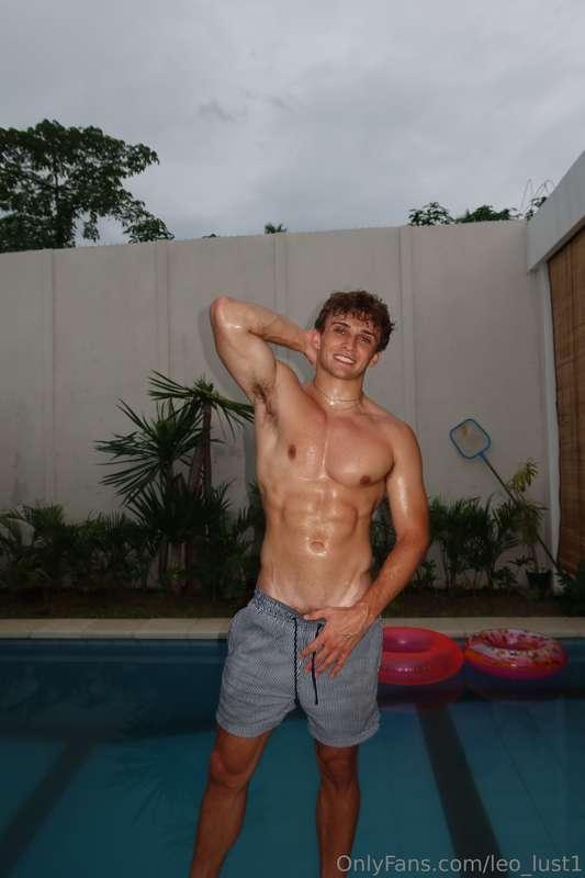 leo_lust1 image #0