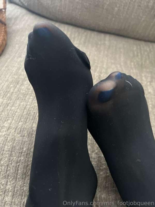 mrs_footjobqueen image #6