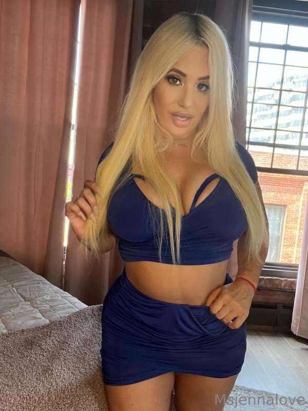 Thirsty Thursday let’s have some fun on Skype 😈 DM me baby💋