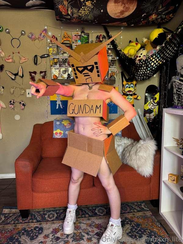 Stop you fiend and bow before my cardboard beauty!