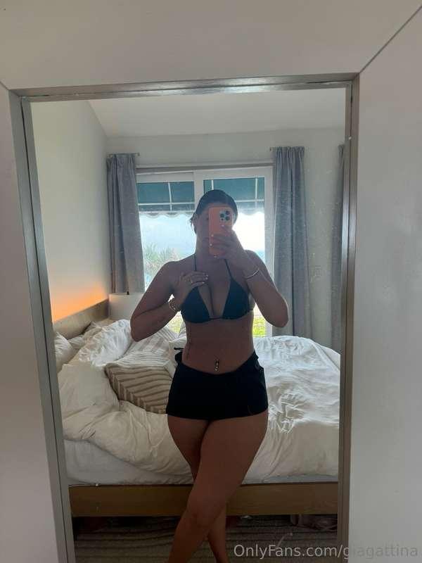 Bikini livin 🖤