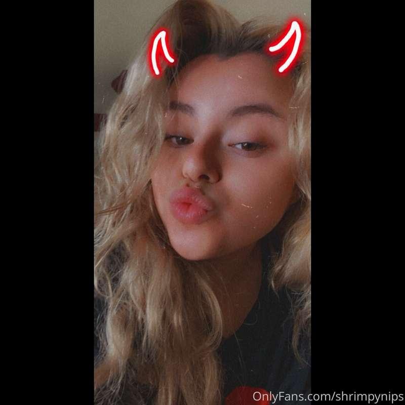 Heeyyy ya girls baaack 🥰 got this cute “sinner” pj set from ..