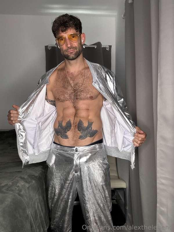 You like what you see, don’t lie.