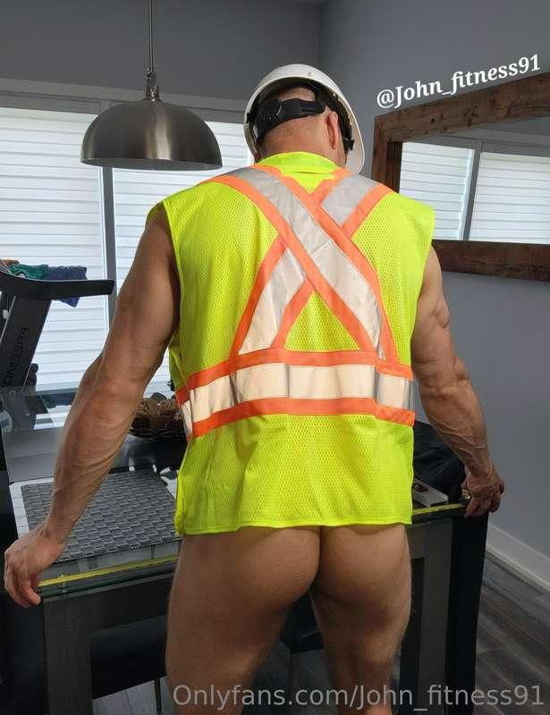 Let me be your handy man 😈🛠