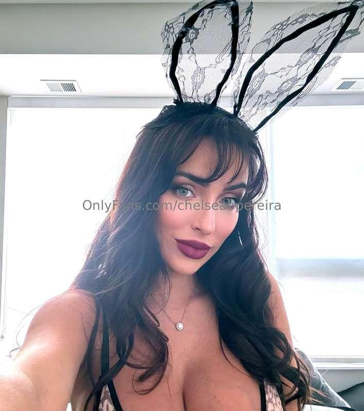 Can’t get enough of this outfit! Should I make more like thi..