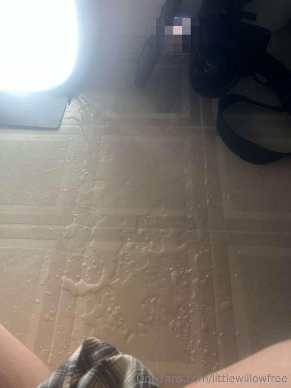 I love making a mess, come clean it up now.