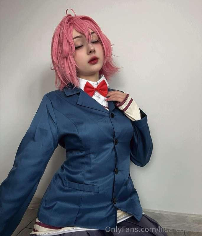 Guess you’re into mysterious girls 💫