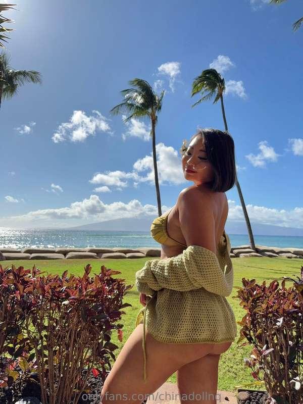 Beach bun status 😜 
