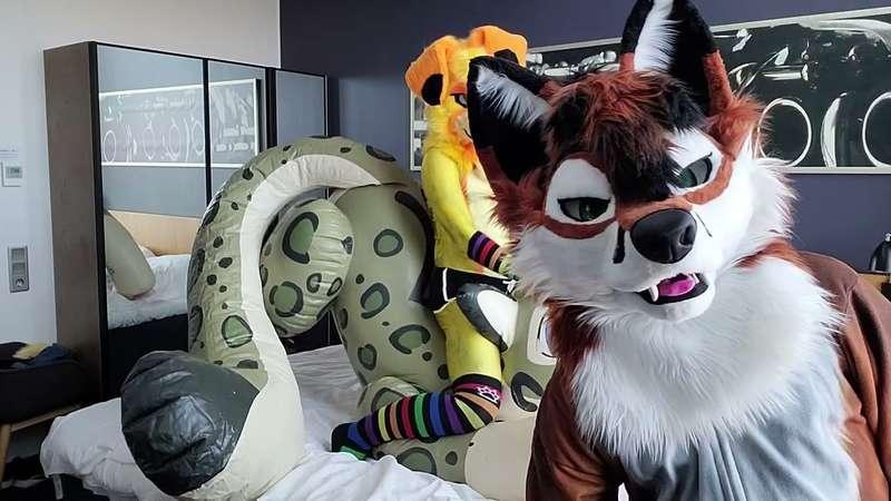 Finny learning to pop my snep with help from a friend.