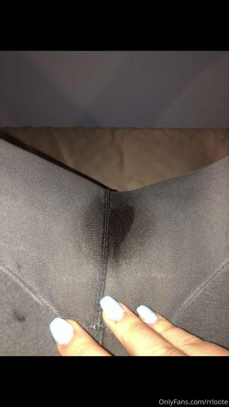 Could you get me wet enough to soak through my pants like th..