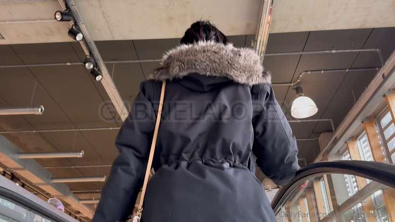 CUM AT THE MALL CENTER IS ALWAYS RISKY!!! Do you want to enj..